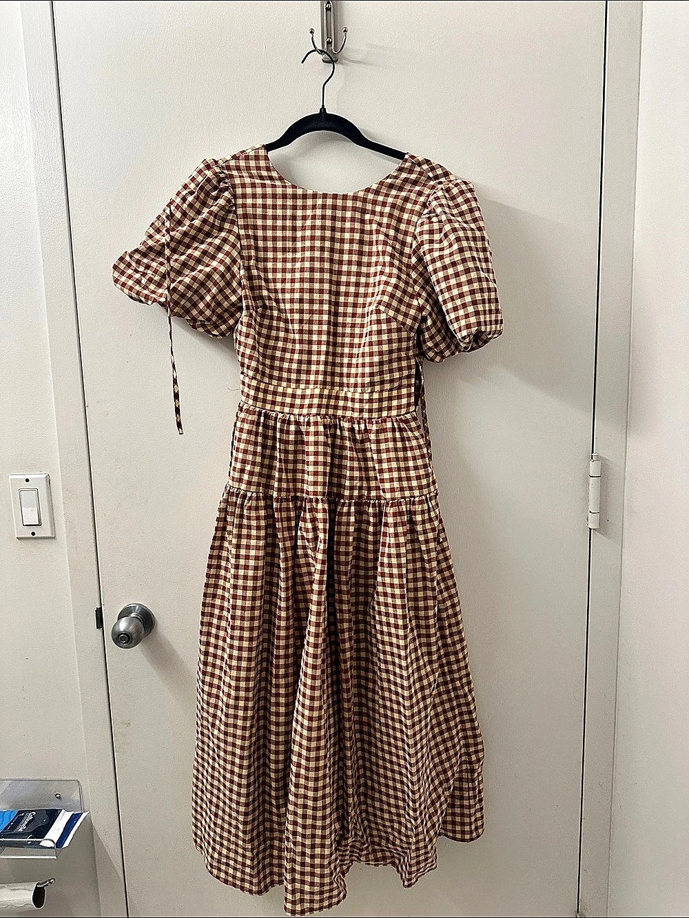 En Saison Gingham Puff Sleeve Midi Dress in brown & Cream Size XS 